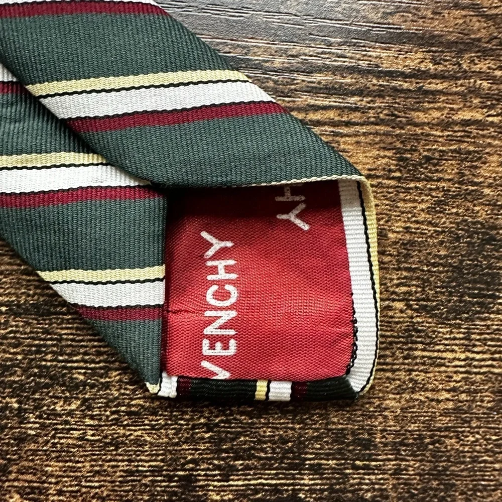 Givenchy Gentlemen Paris Vintage Silk Blend Green Diagonal Stripe Necktie